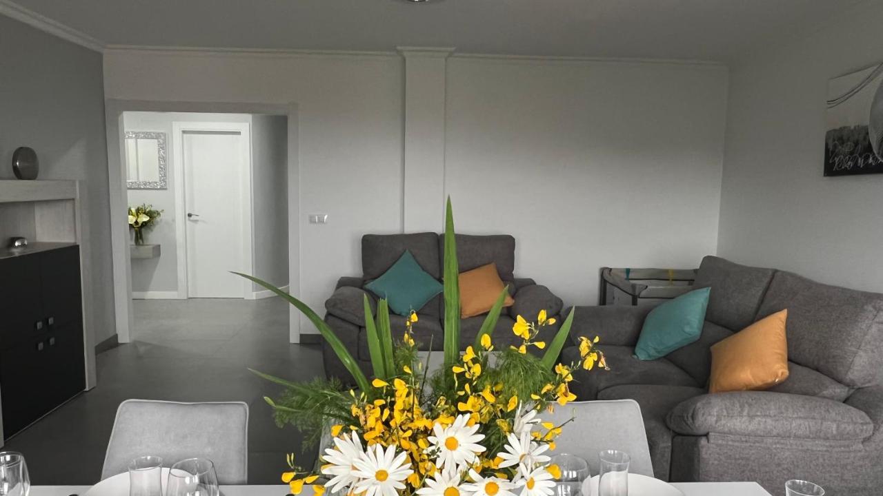 Arou Apartamentos Maria De Lucia-Piso 2º מראה חיצוני תמונה